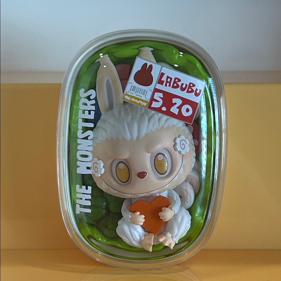 Pop Mart Labubu Wacky Mart figure figurine SALAD New - Picture 1 of 5